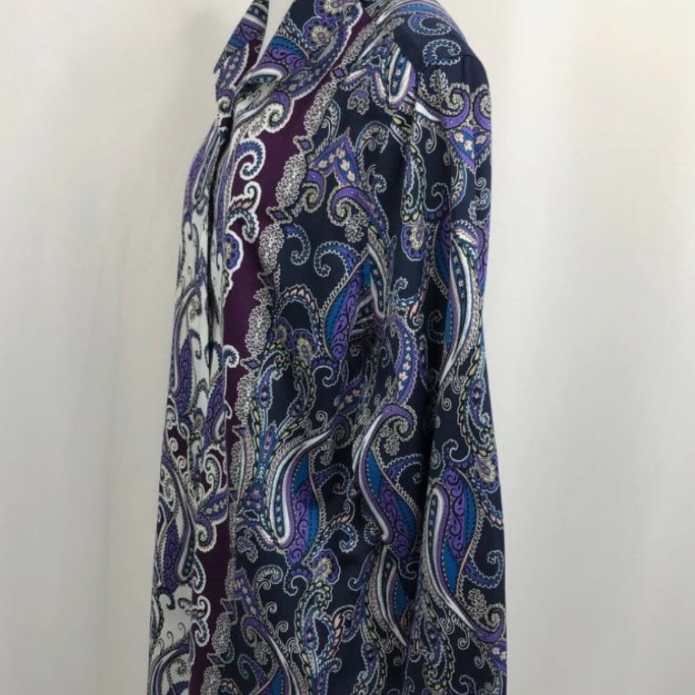CHICO'S, Size 0, Blue Paisley Button Down Top